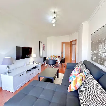 Apartamento Modern 6 With Pool By Homing Albufeira