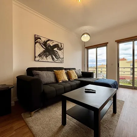Modern 6 With Pool By Homing *
