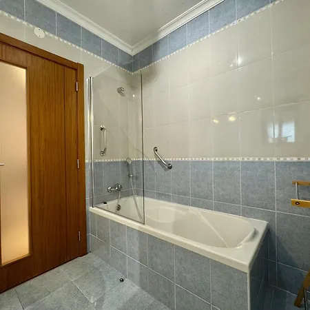 Modern 6 With Pool By Homing *