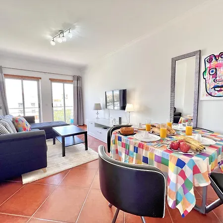 Modern 6 With Pool By Homing Apartament Albufeira